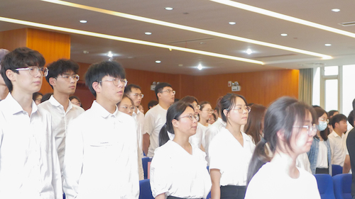 唱国歌1-吴梓楠